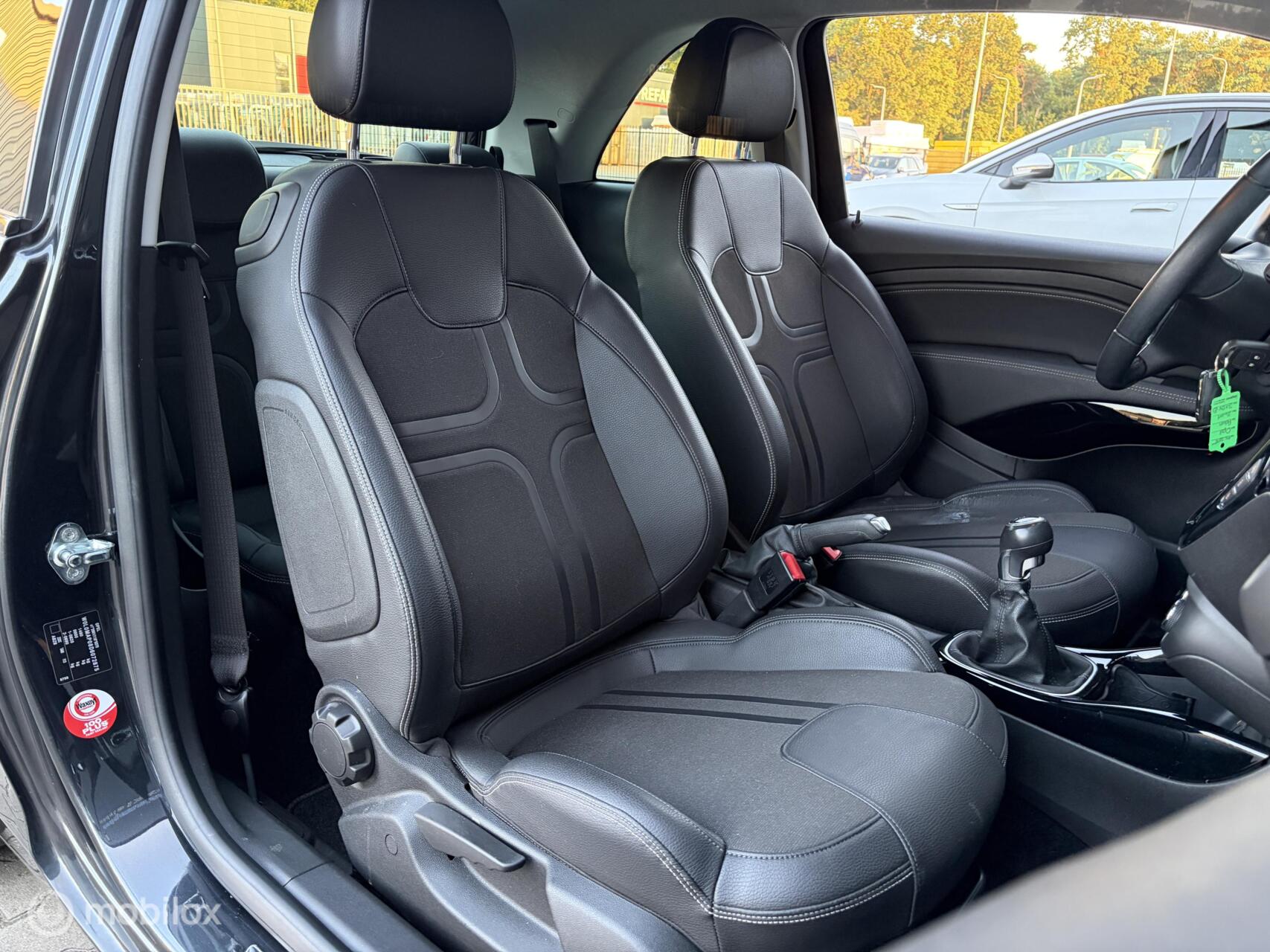 Foto van Opel Adam