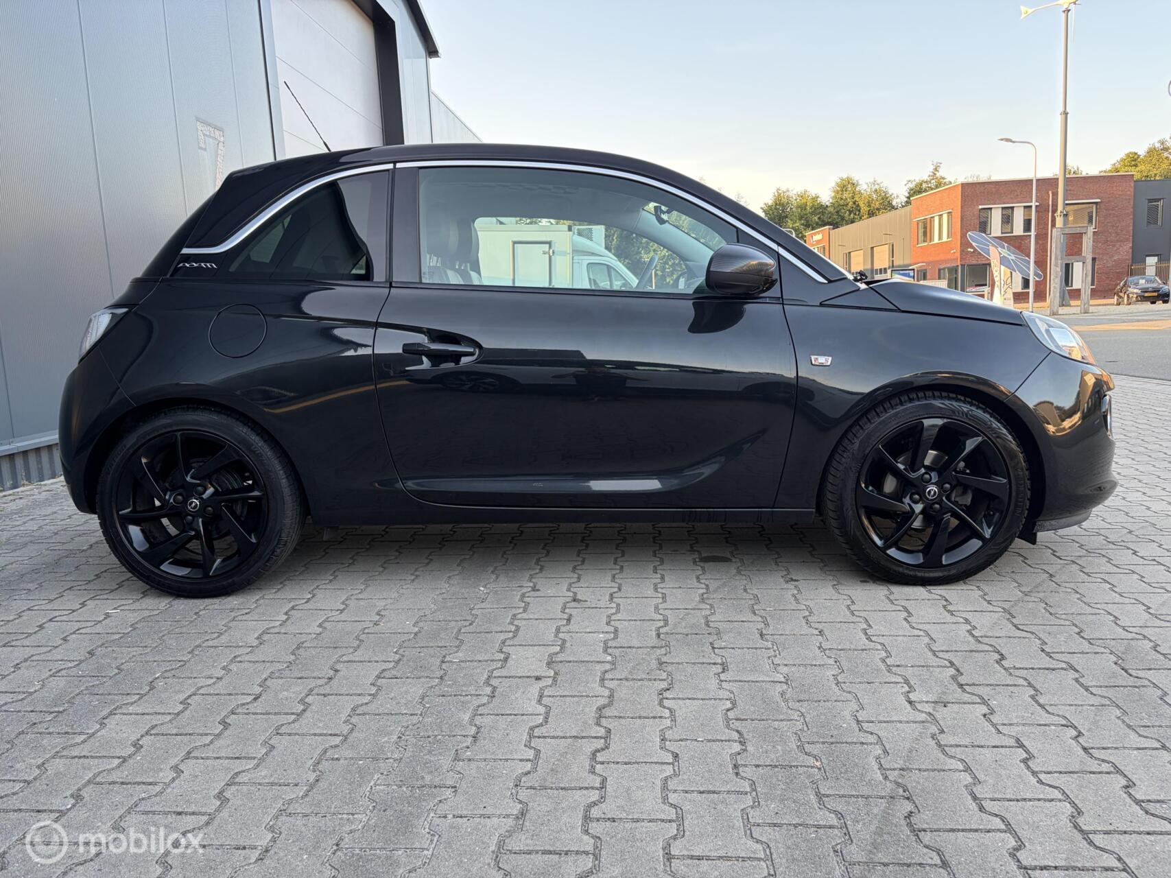 Foto van Opel Adam