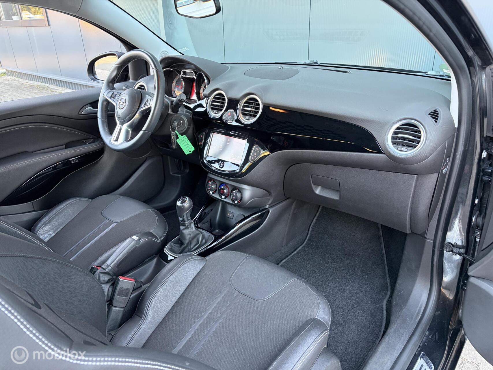 Foto van Opel Adam