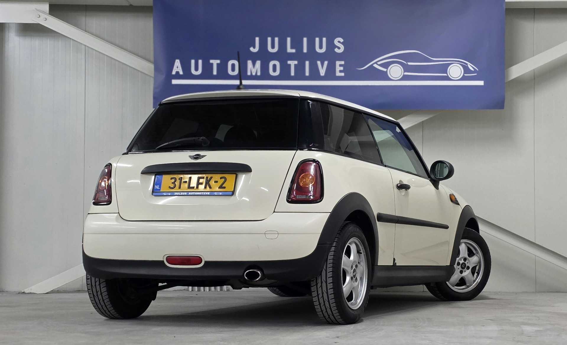 Foto van Mini One