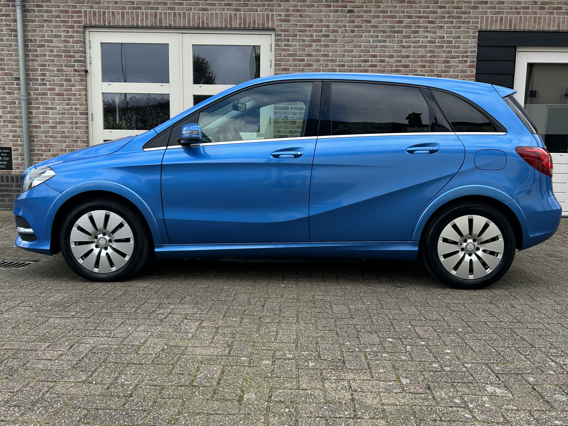 Foto van Mercedes-Benz B 250 E