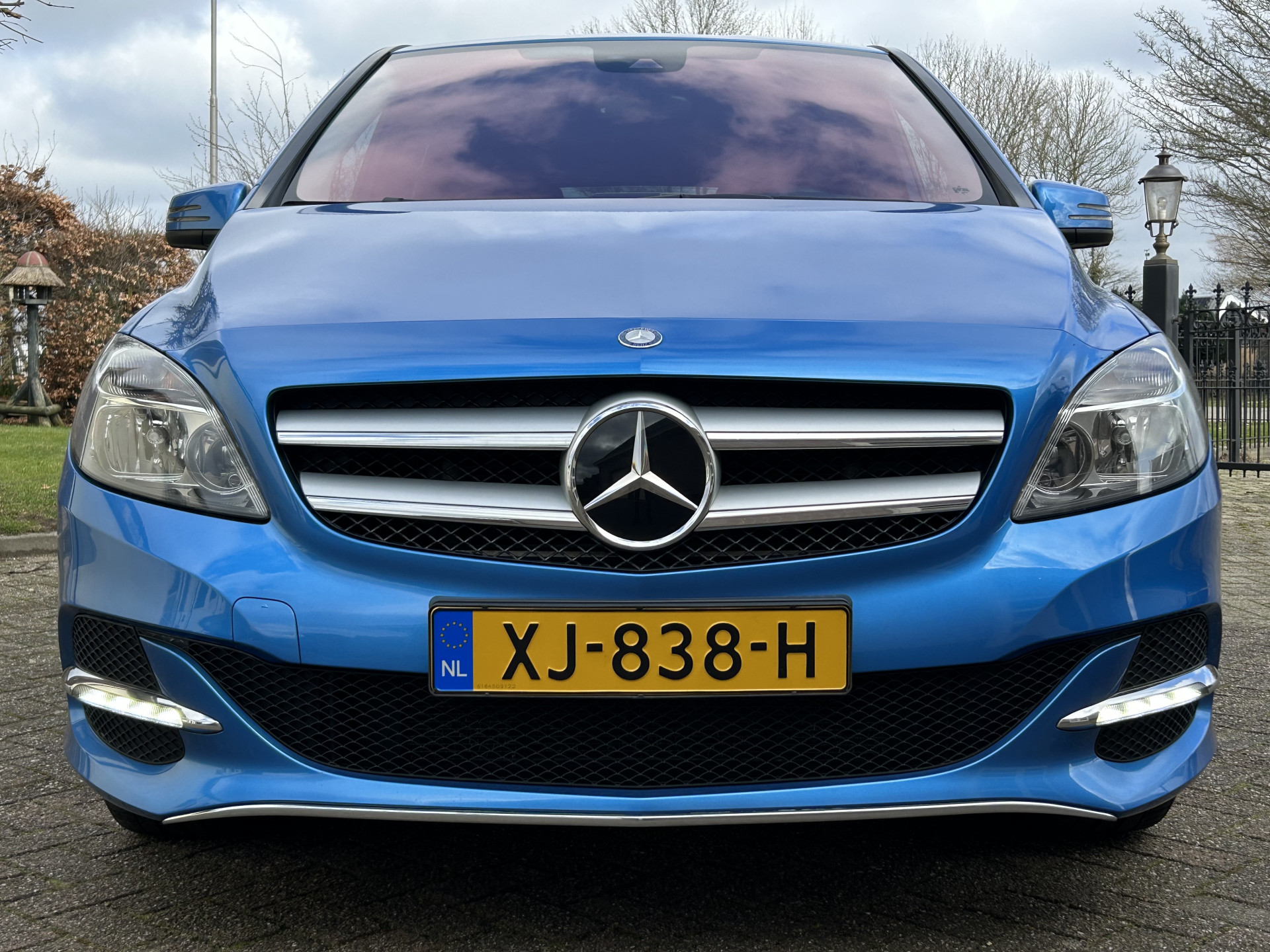 Foto van Mercedes-Benz B 250 E