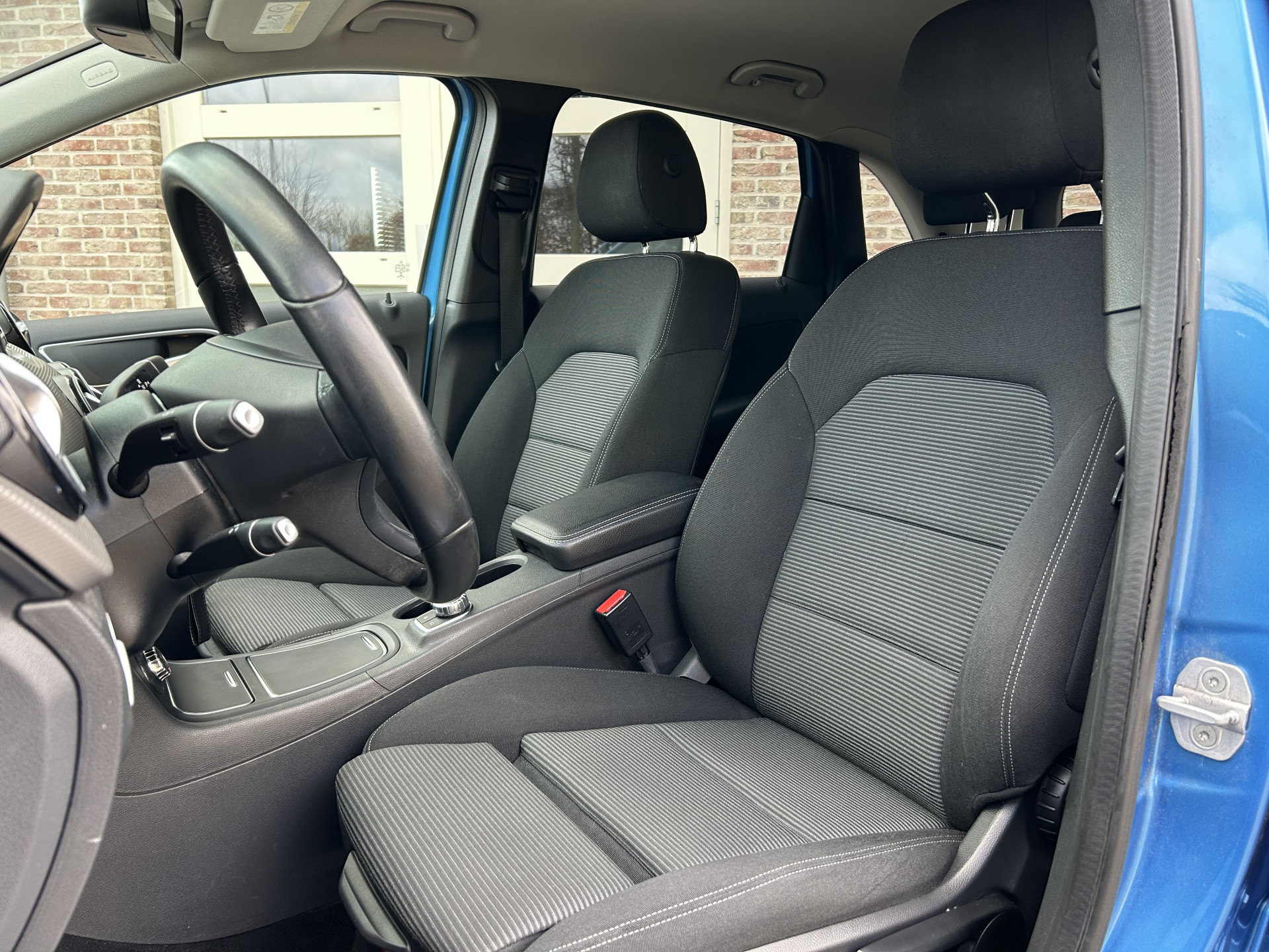 Foto van Mercedes-Benz B 250 E