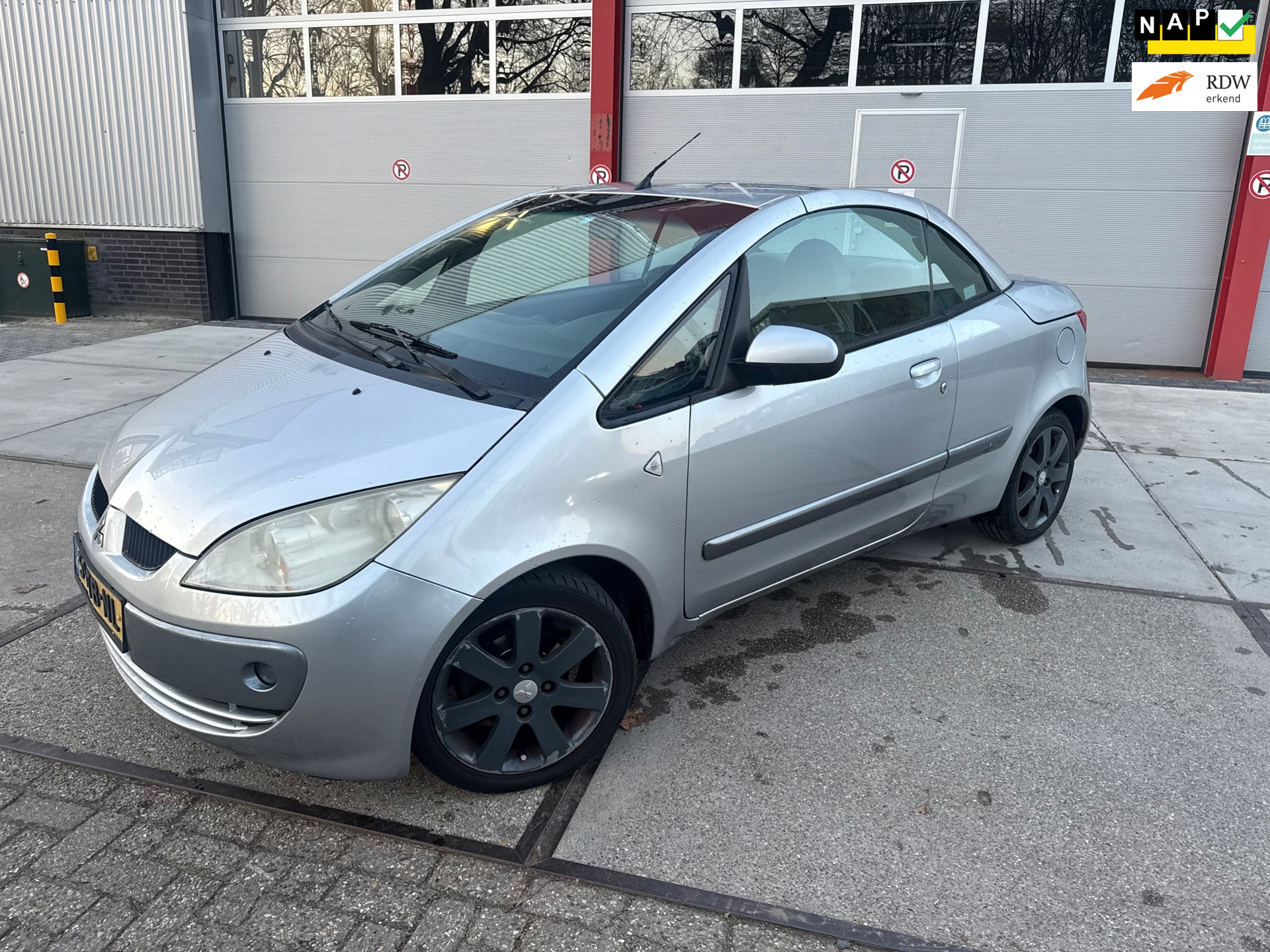 Mitsubishi Mitsubishi Colt 1.5 Invite Navi Airco 2006 - voorkant
