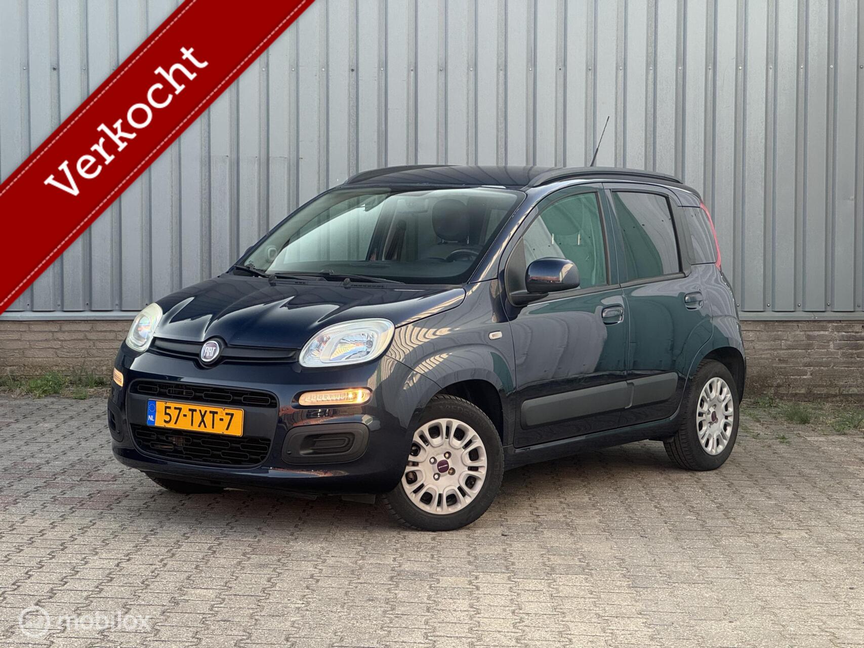 Fiat Panda 0.9 TwinAir Lounge | Airco | Trekhaak 2012 - voorkant
