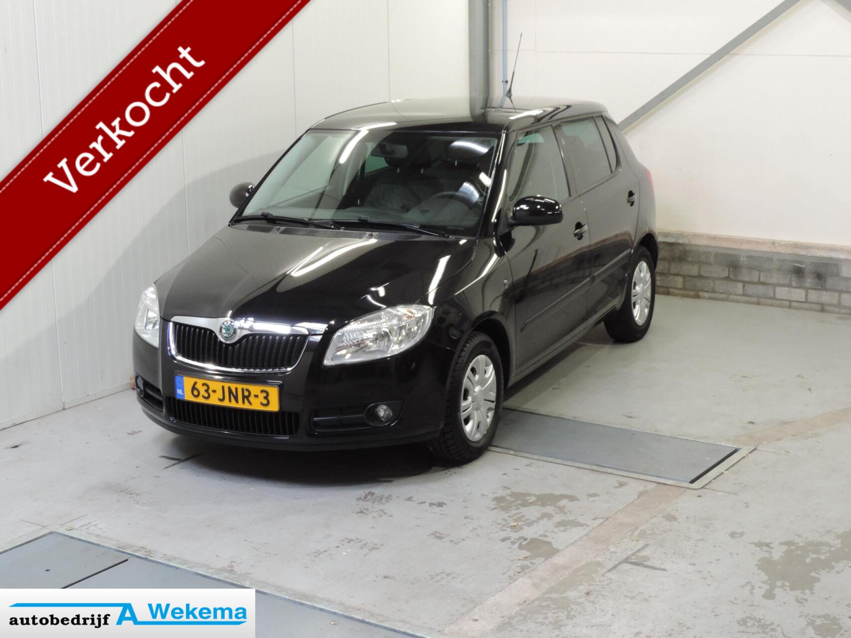 Skoda Fabia 1.4-16V Ambition 2009 - voorkant