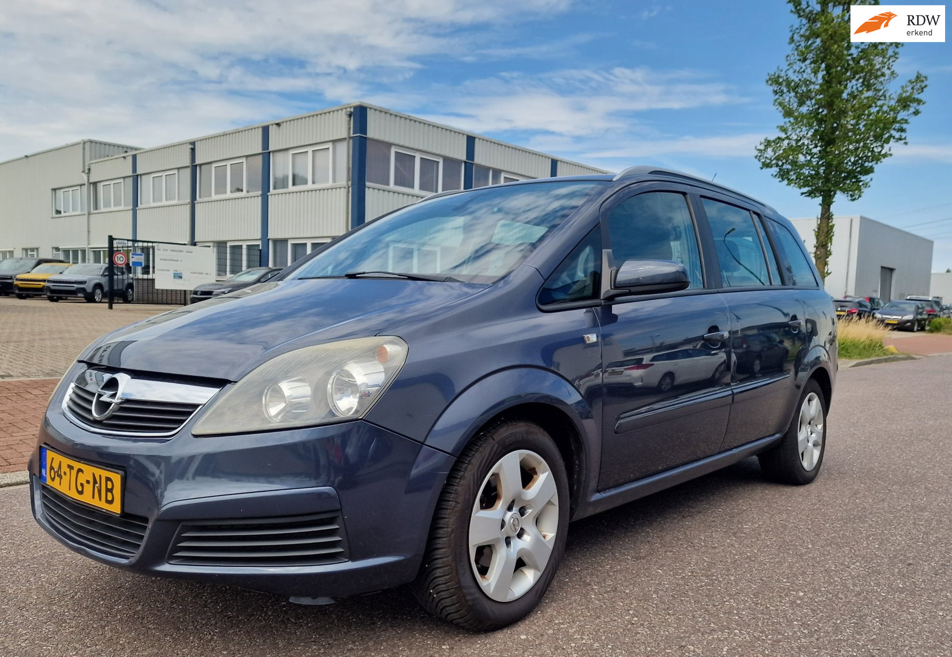 Opel Zafira 1.8 Executive 7 PERS AIRCO CRUISE TREKHAAK 2 X SLEUTELS 2006 - voorkant