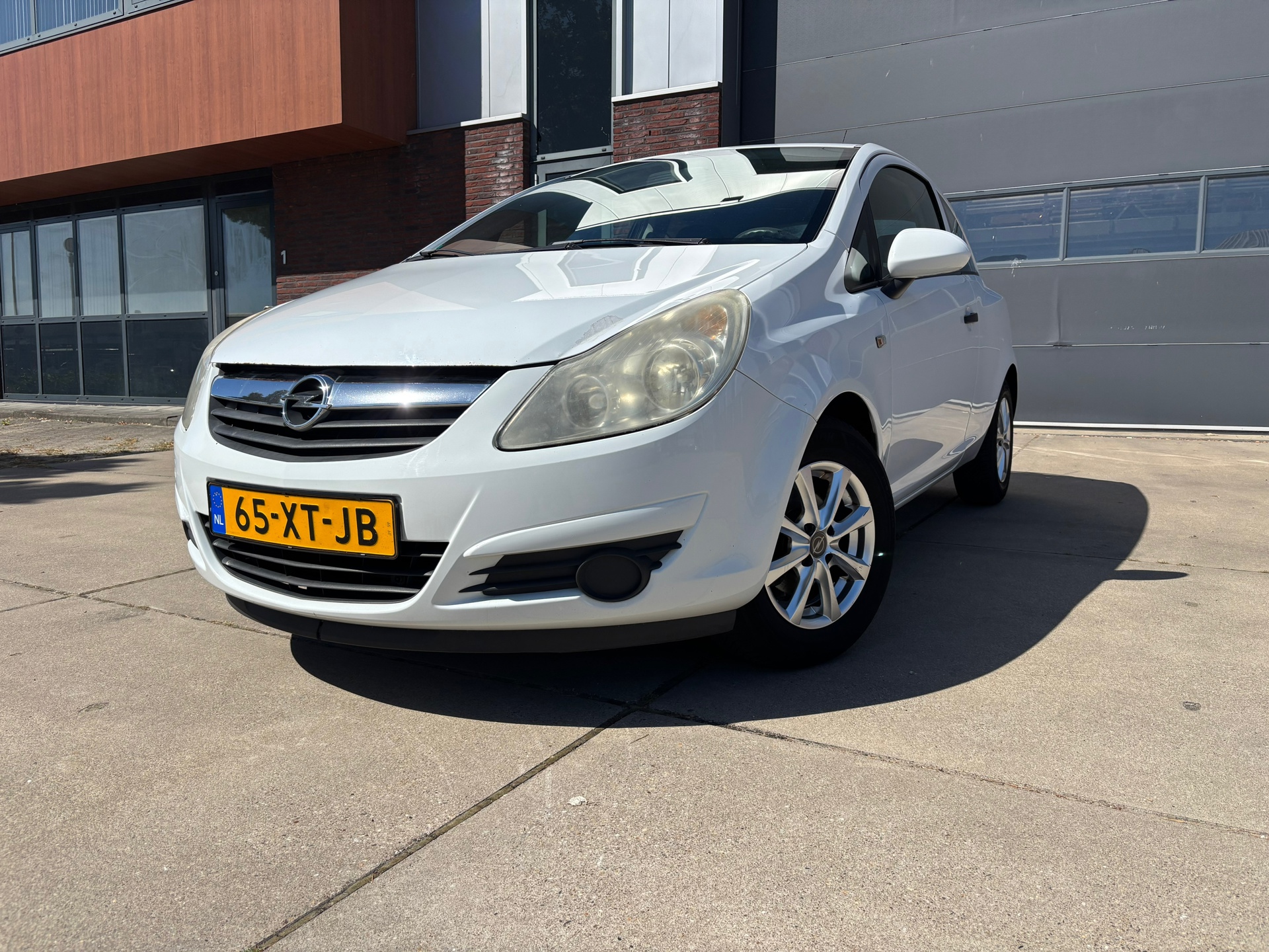 Opel Corsa 1.0-12V Essentia Airco, Apple Carplay, Android, Lichtmetalen Velgen 2007 - voorkant