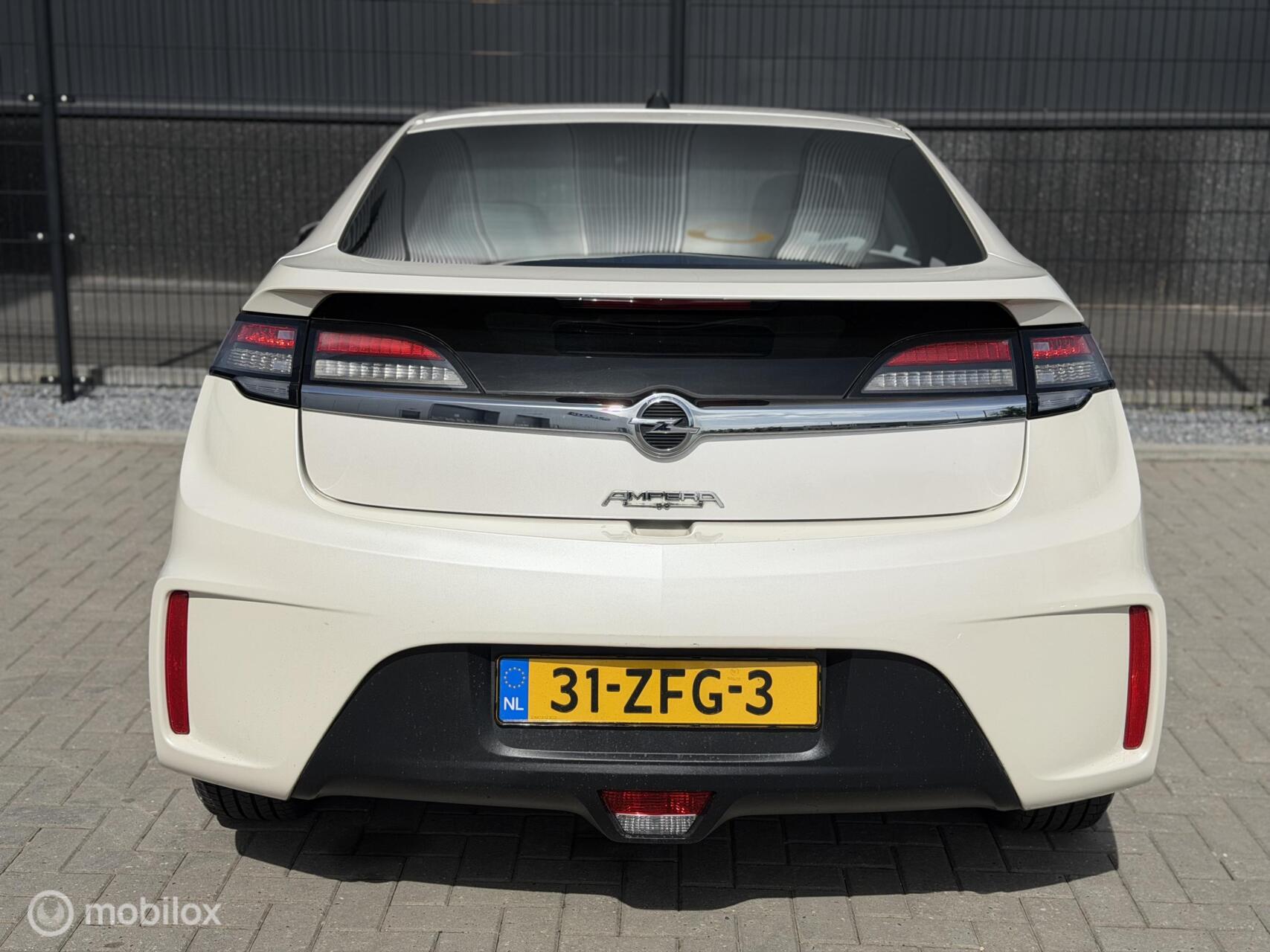 Foto van Opel Ampera