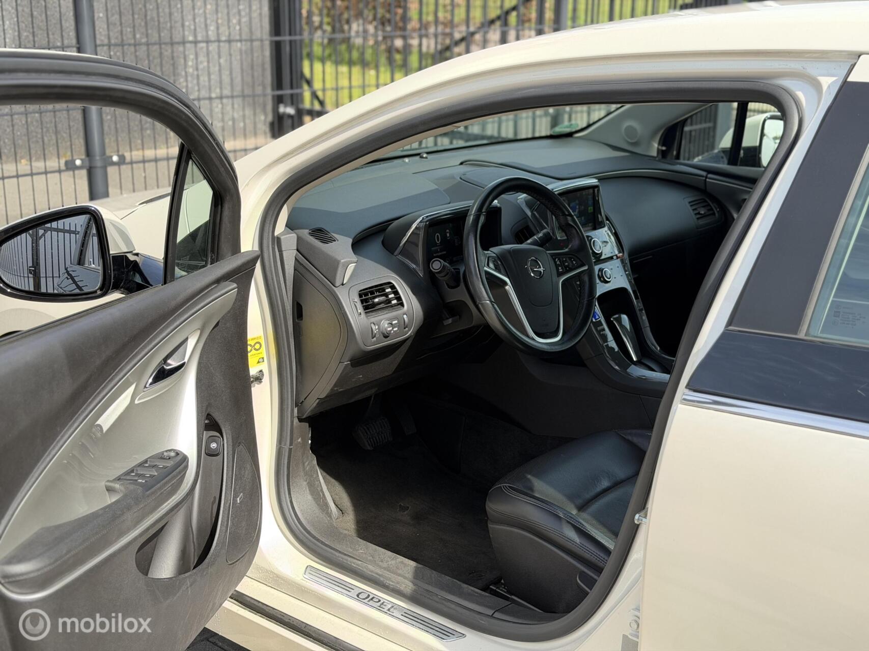 Foto van Opel Ampera