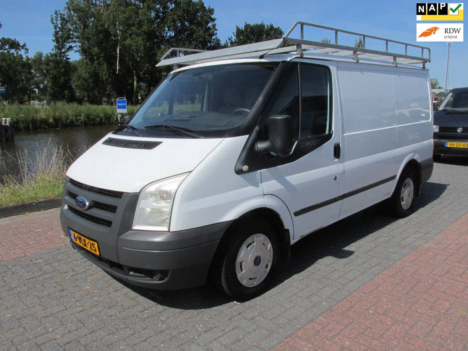 Ford Transit 260s Van 85dpf LR 4.23 260S 2.2 TDCI airco 2011 - voorkant