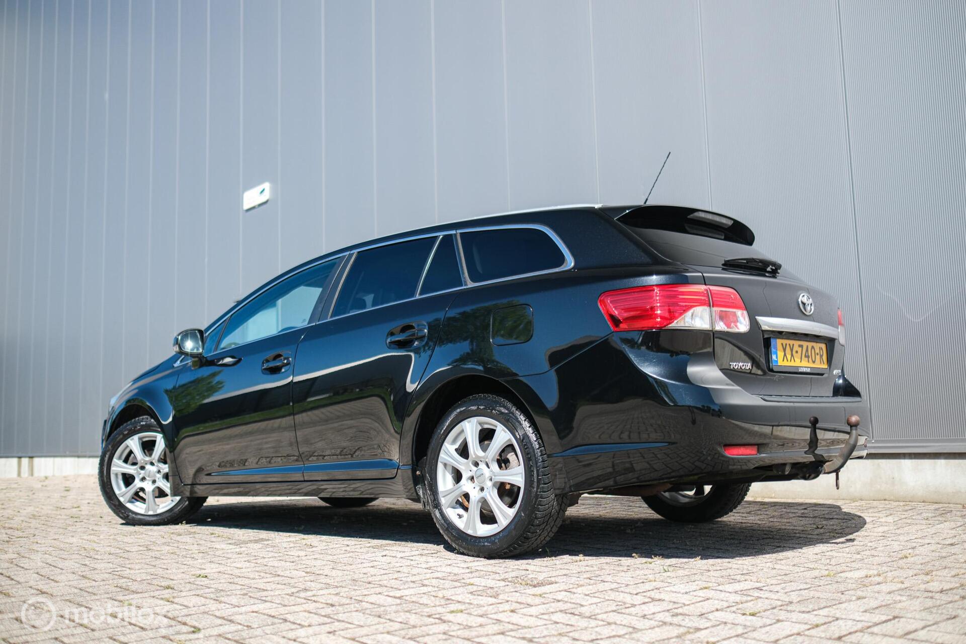 Foto van Toyota Toyota Avensis