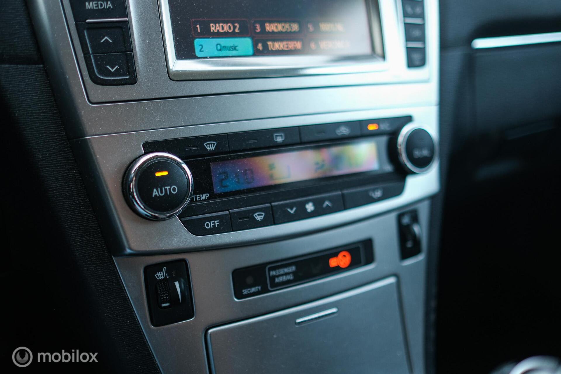 Foto van Toyota Toyota Avensis