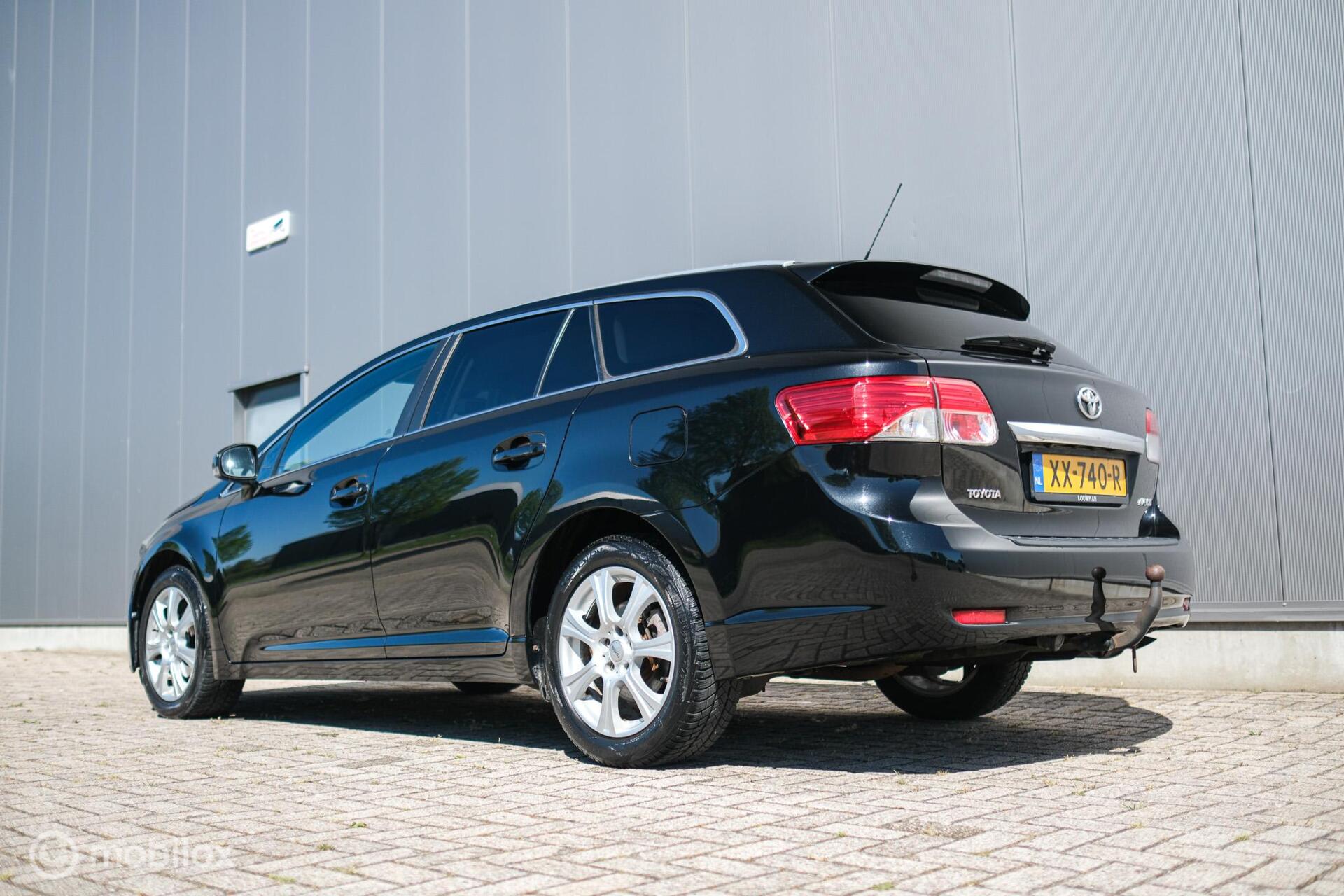 Foto van Toyota Toyota Avensis