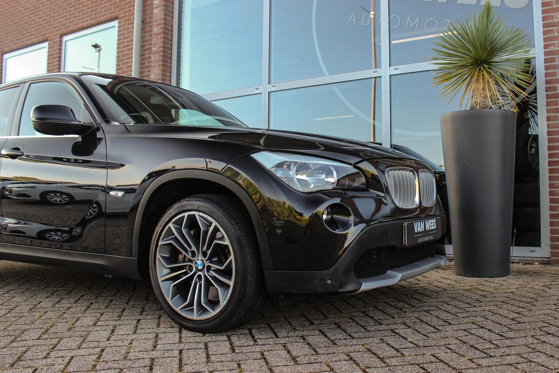 Foto van BMW X1 xDrive 28i
