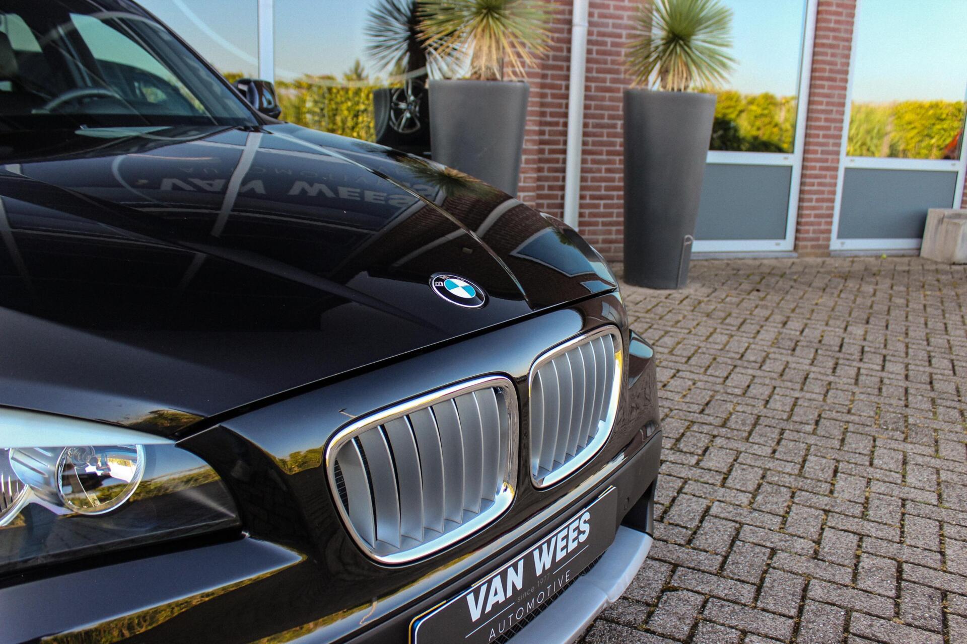 Foto van BMW X1 xDrive 28i