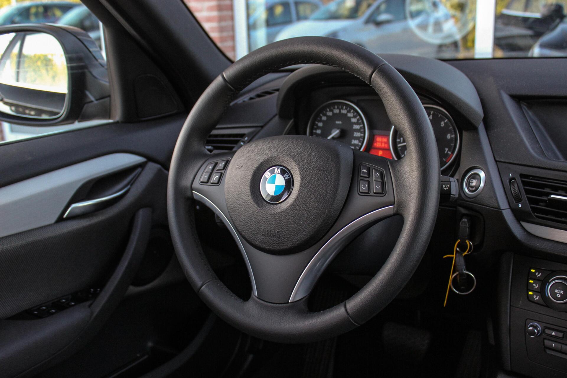 Foto van BMW X1 xDrive 28i
