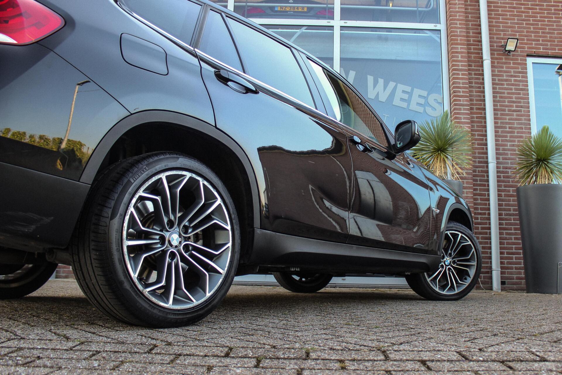 Foto van BMW X1 xDrive 28i