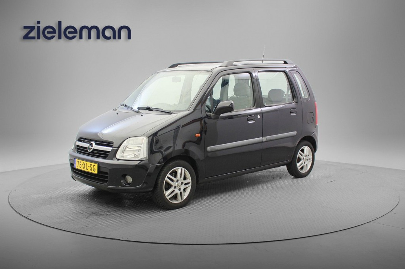 Foto van Opel Agila