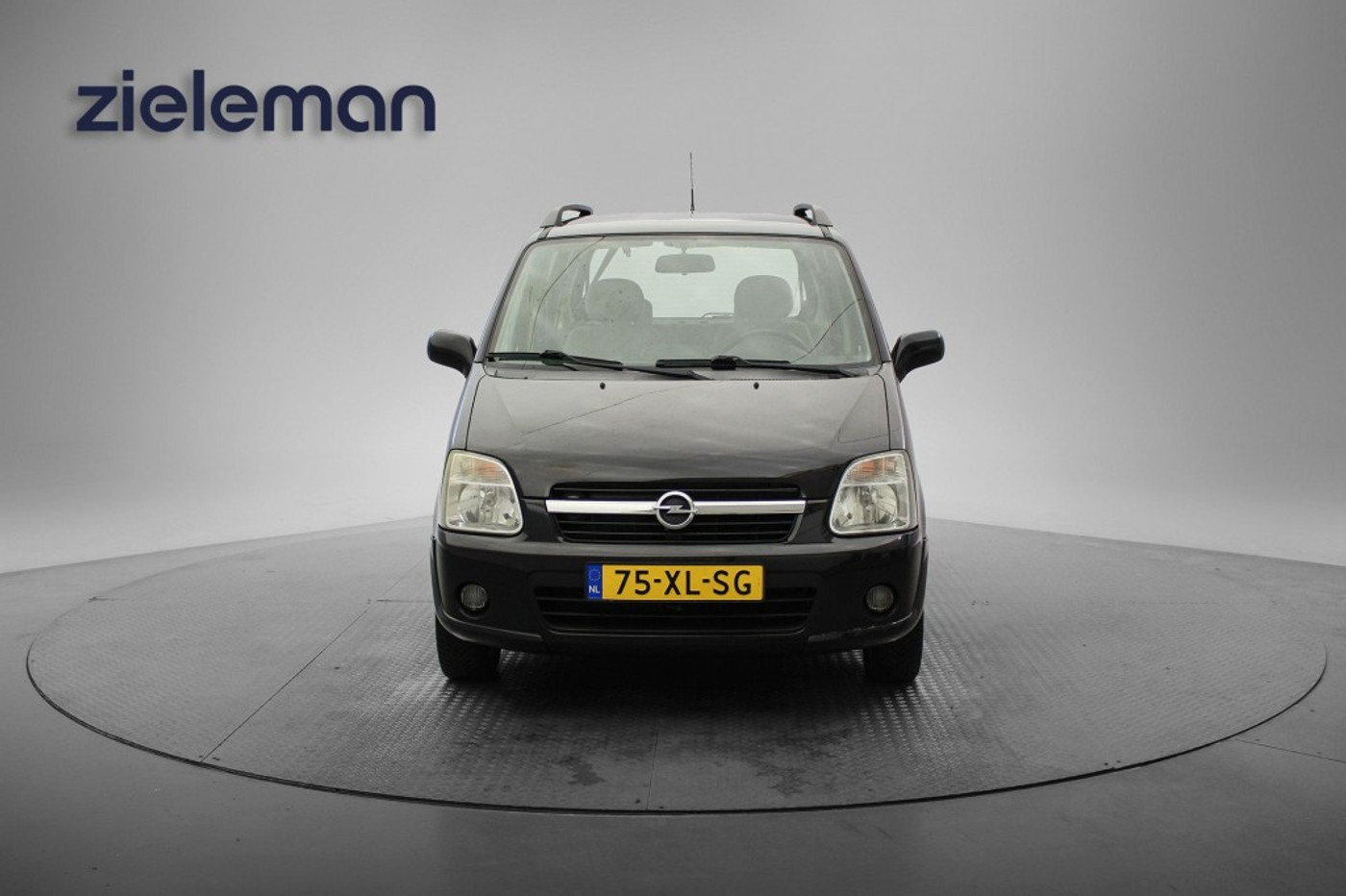 Foto van Opel Agila