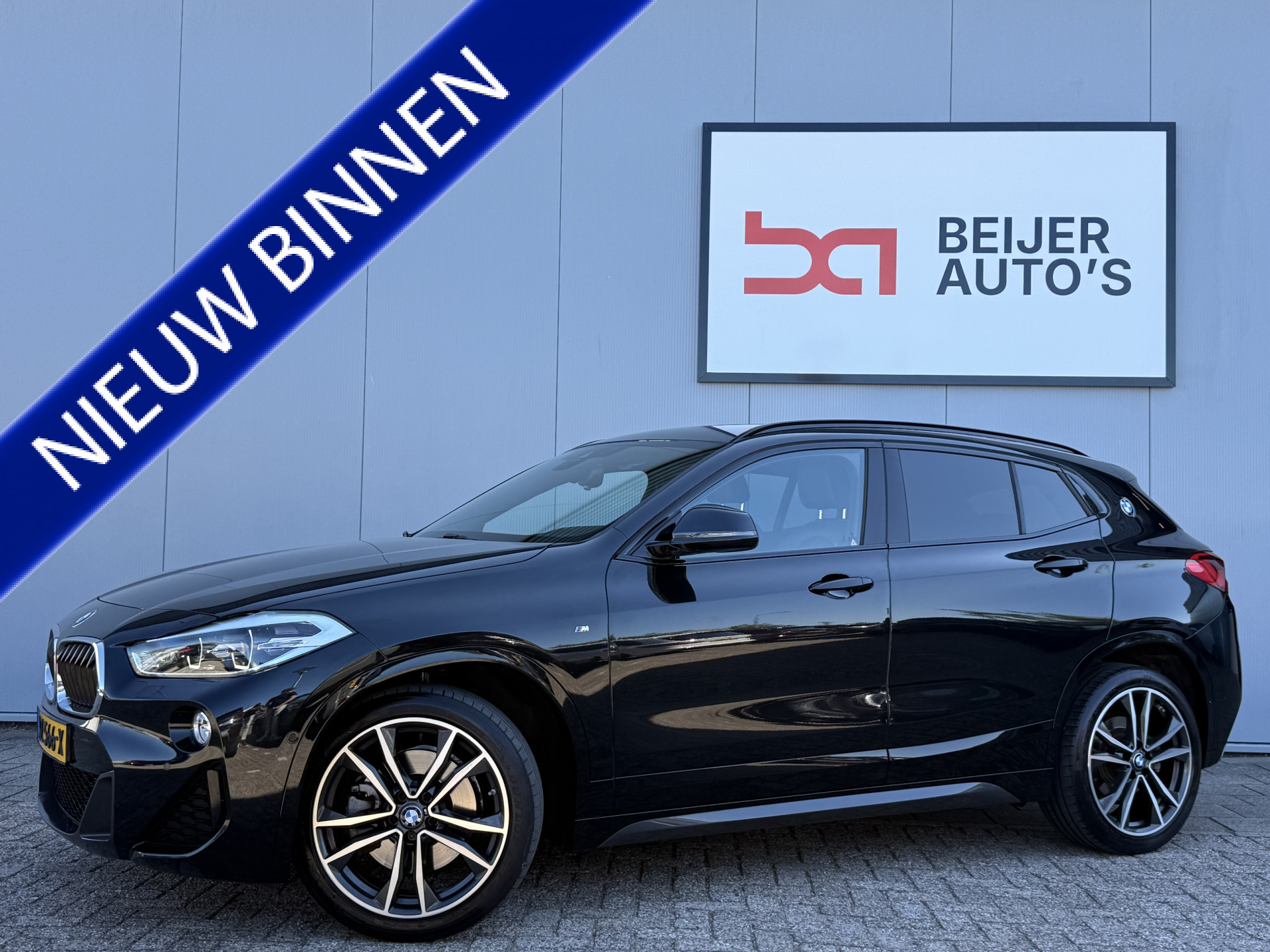 BMW X Series sDrive20i High Executive Automaat 2018 - voorkant