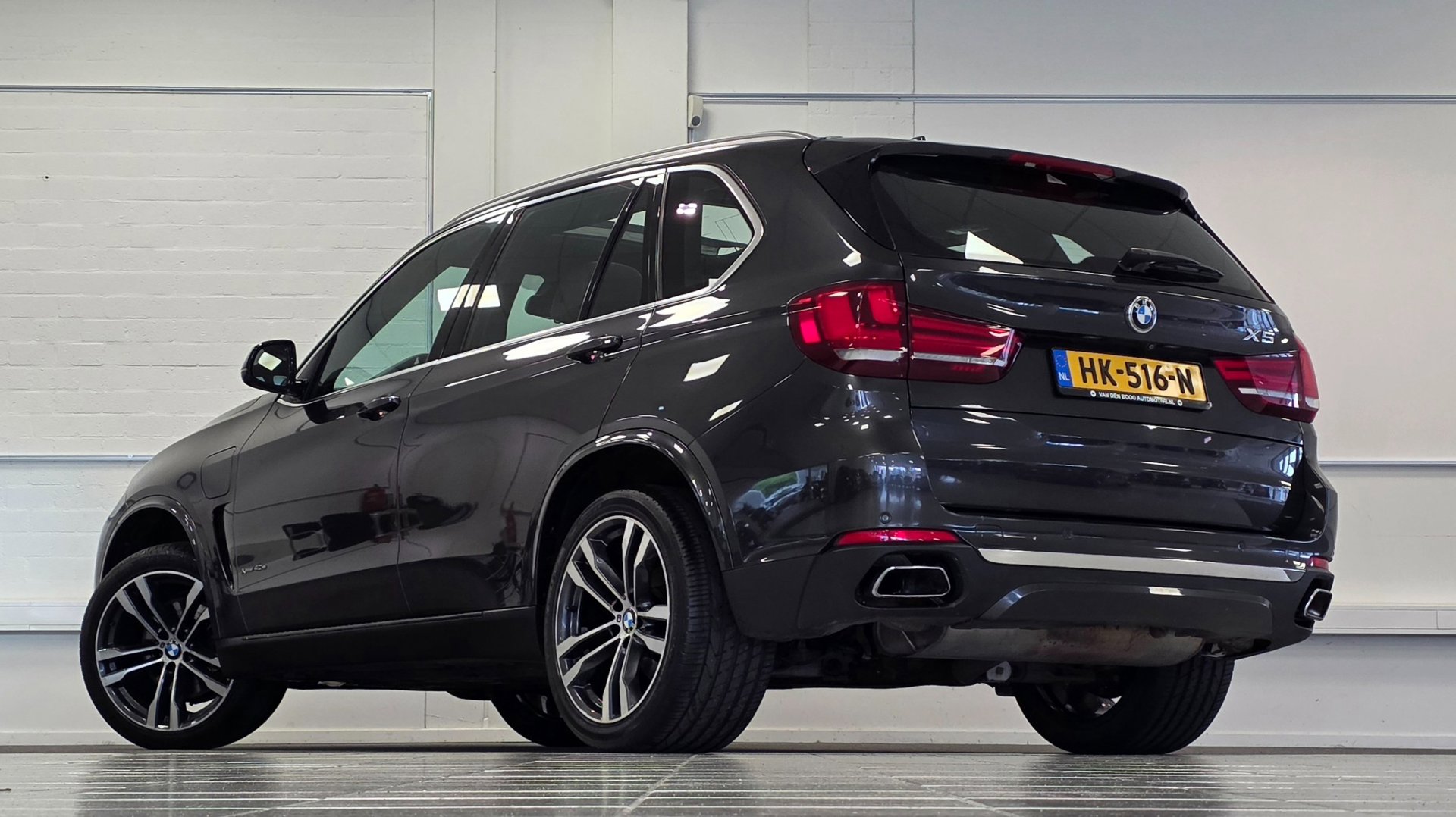 Foto van BMW X5 Xdrive40e