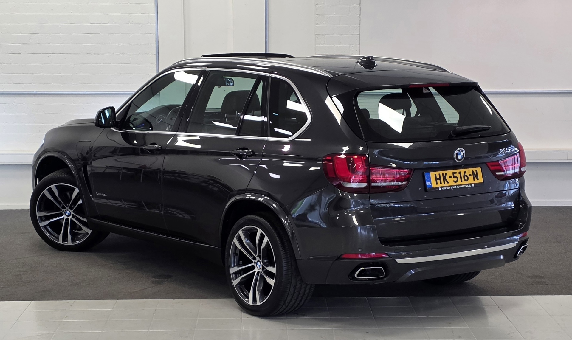 Foto van BMW X5 Xdrive40e