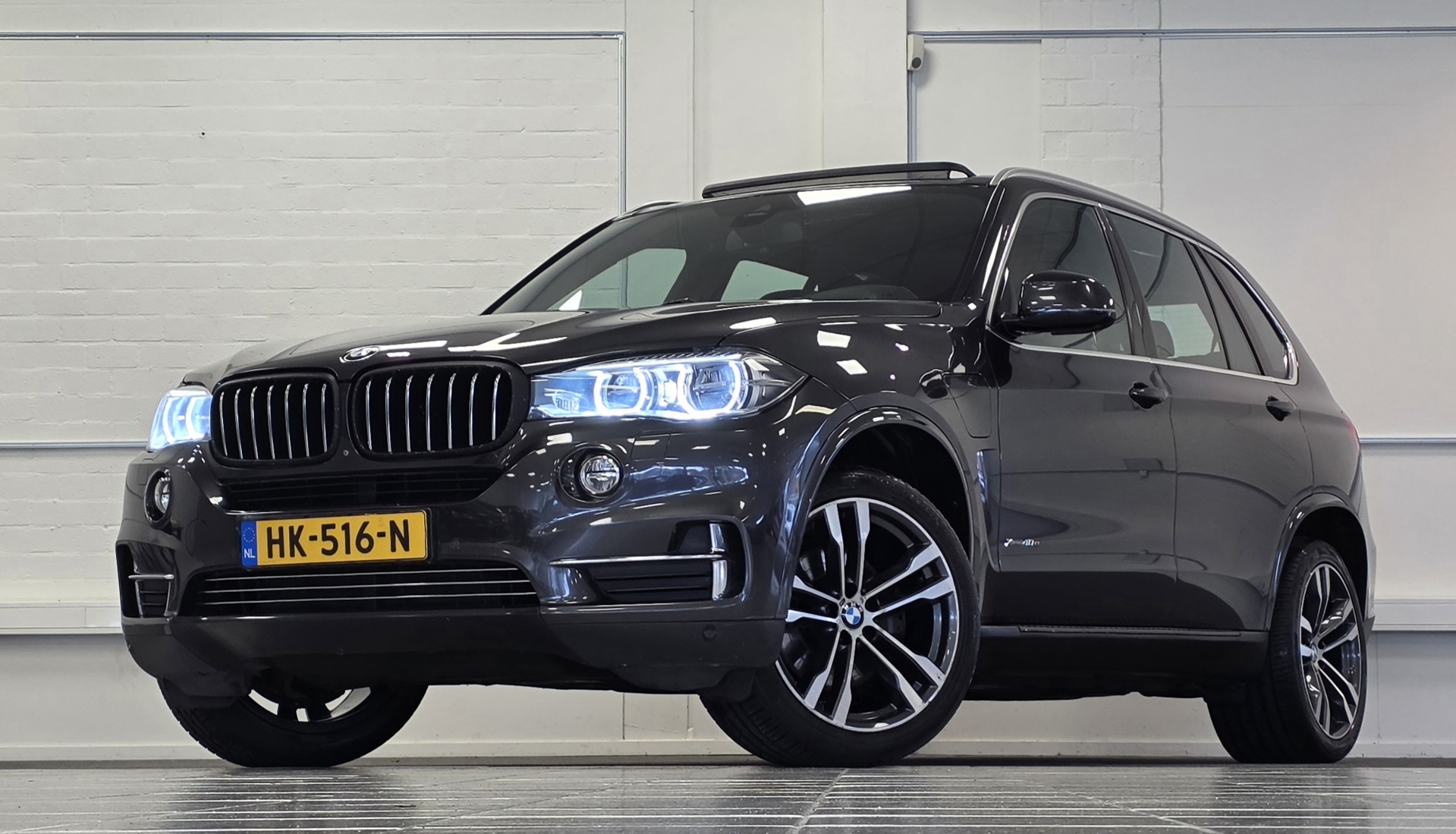 BMW X5 Xdrive40e XDrive40e High Executive Nieuwe motor en accu Pano Harmen 2015 - voorkant