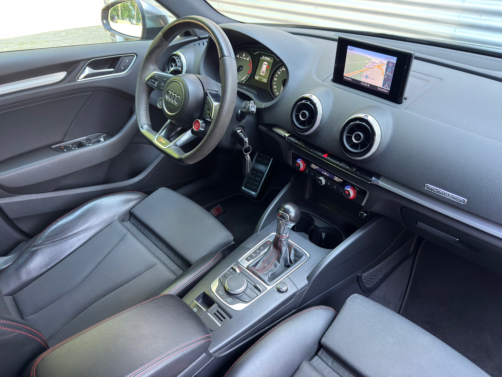 Foto van Audi S3 Sportback