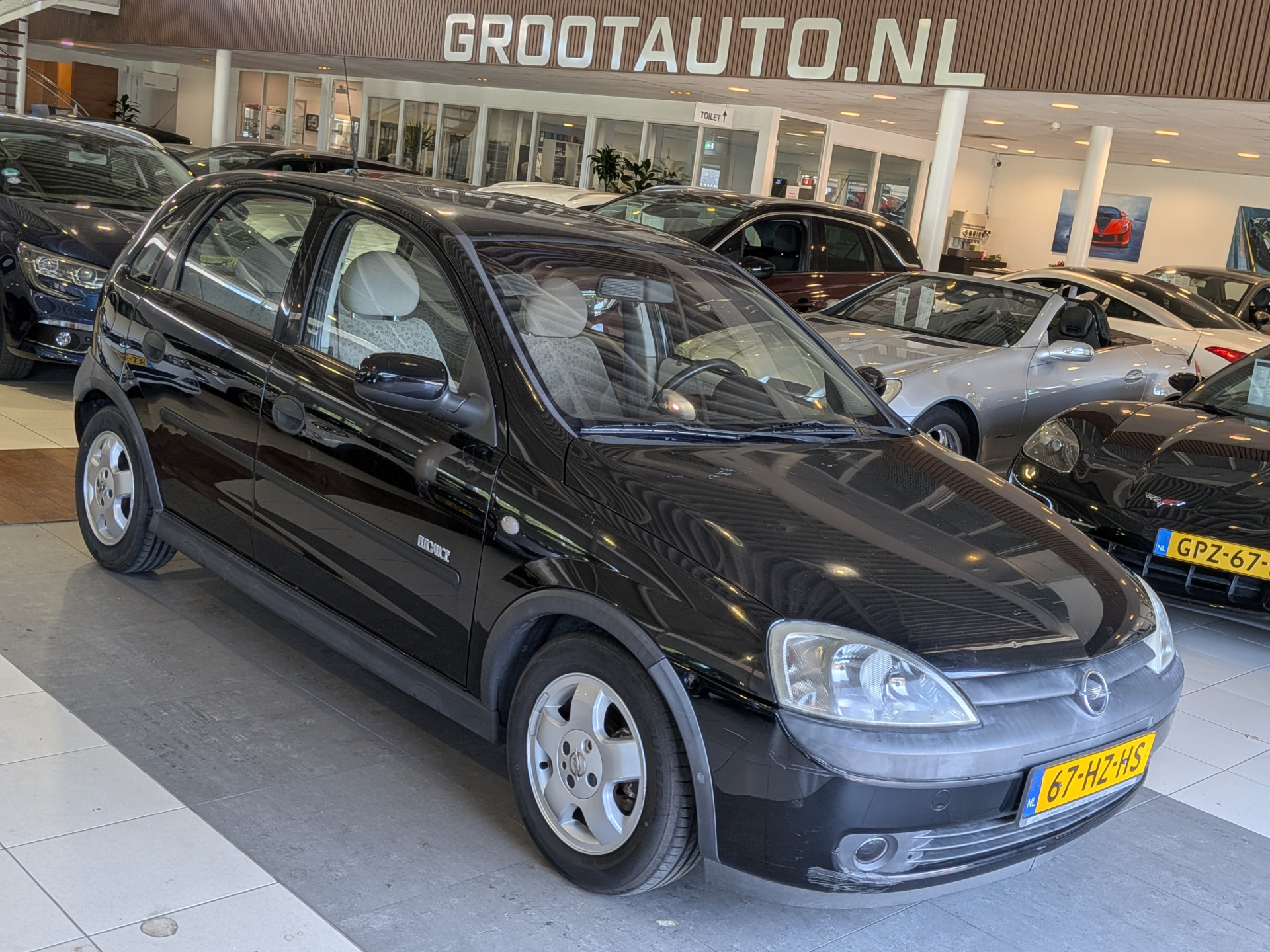 Opel Corsa-c 1.4-16V Elegance Automaat 2002 - voorkant