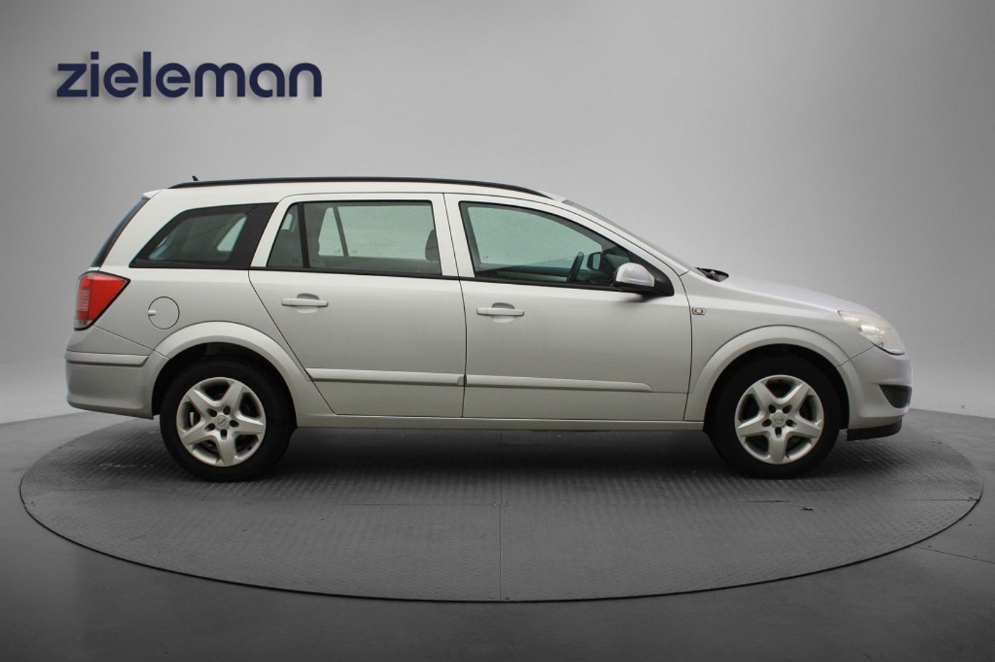 Foto van Opel Astra Station Wagon
