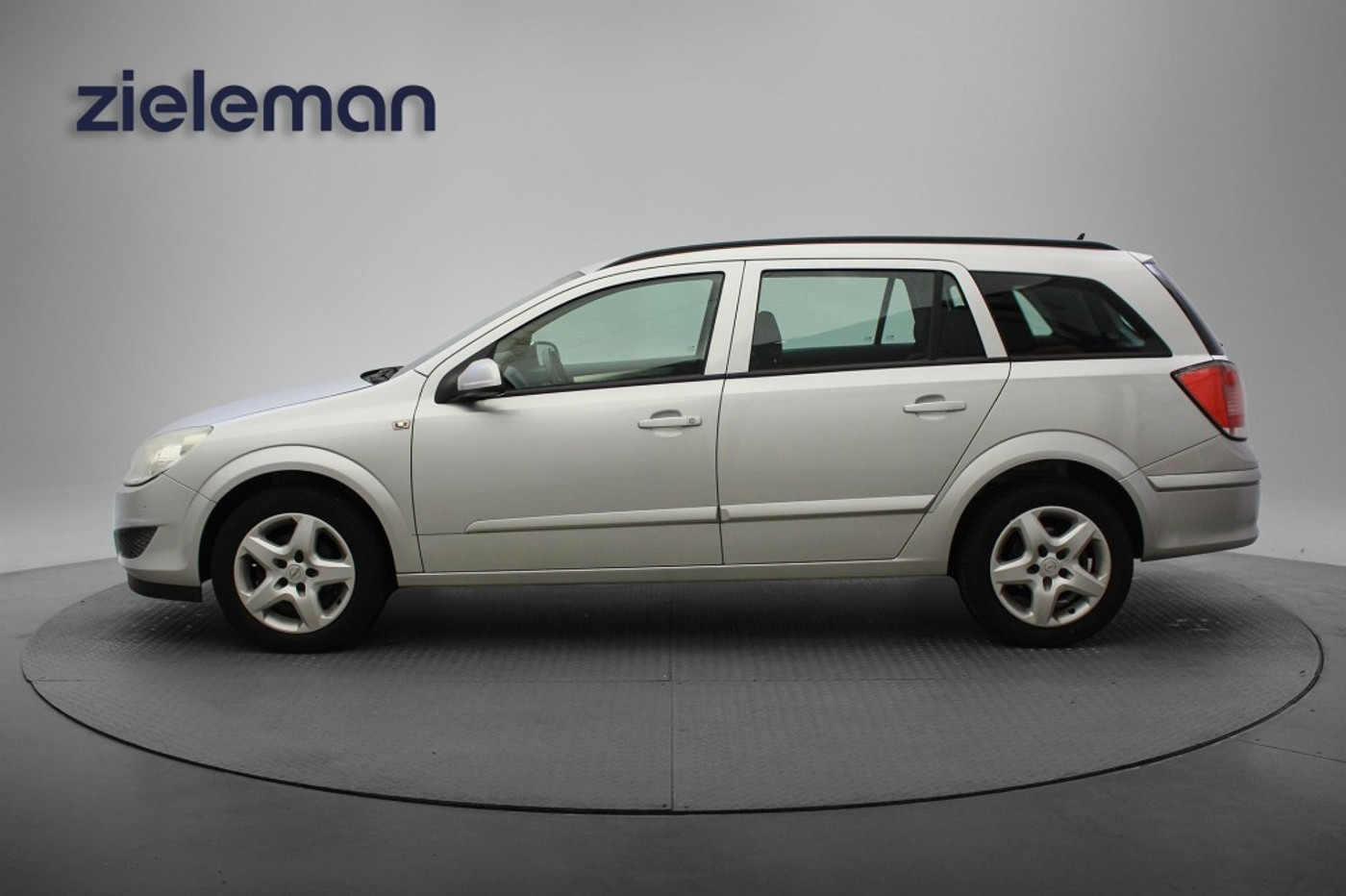 Foto van Opel Astra Station Wagon