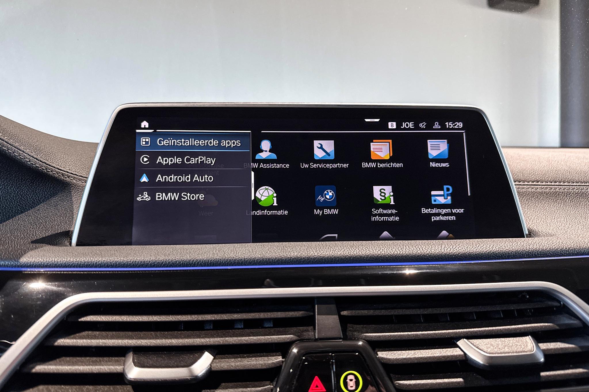 Foto van BMW 745e