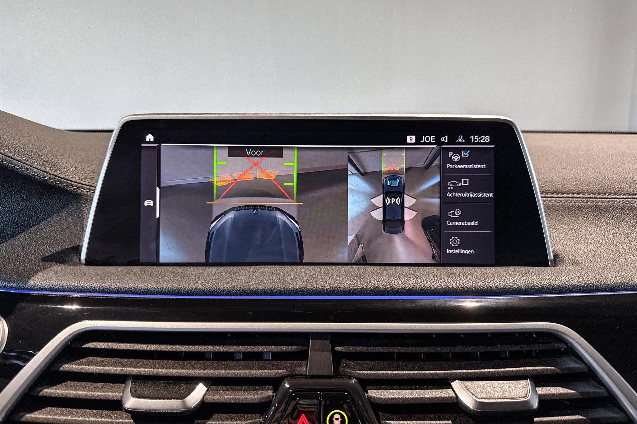 Foto van BMW 745e
