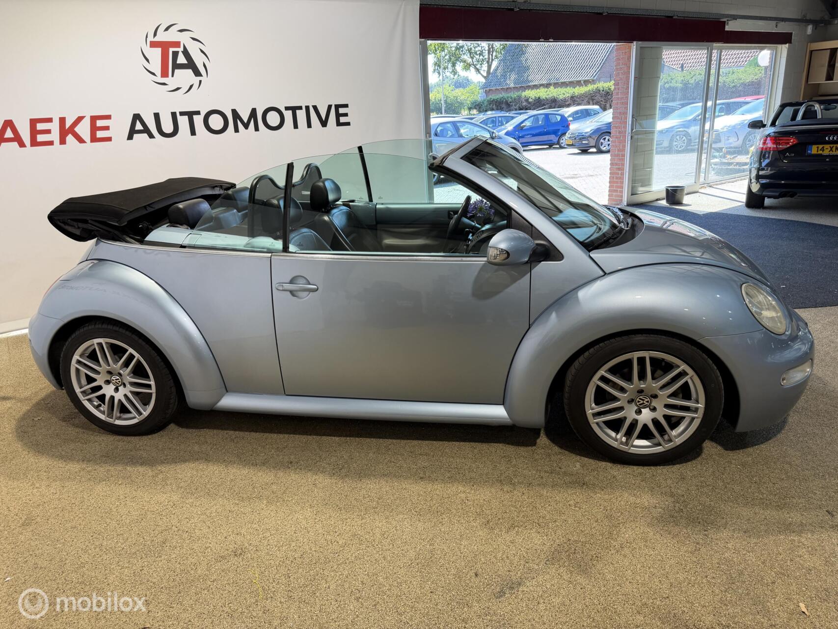 Foto van Volkswagen New Beetle Cabriolet