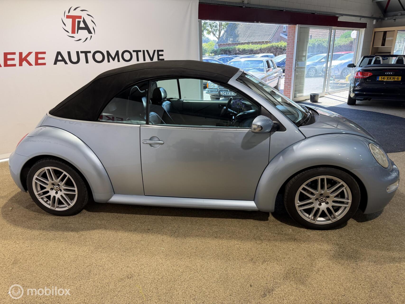 Foto van Volkswagen New Beetle Cabriolet