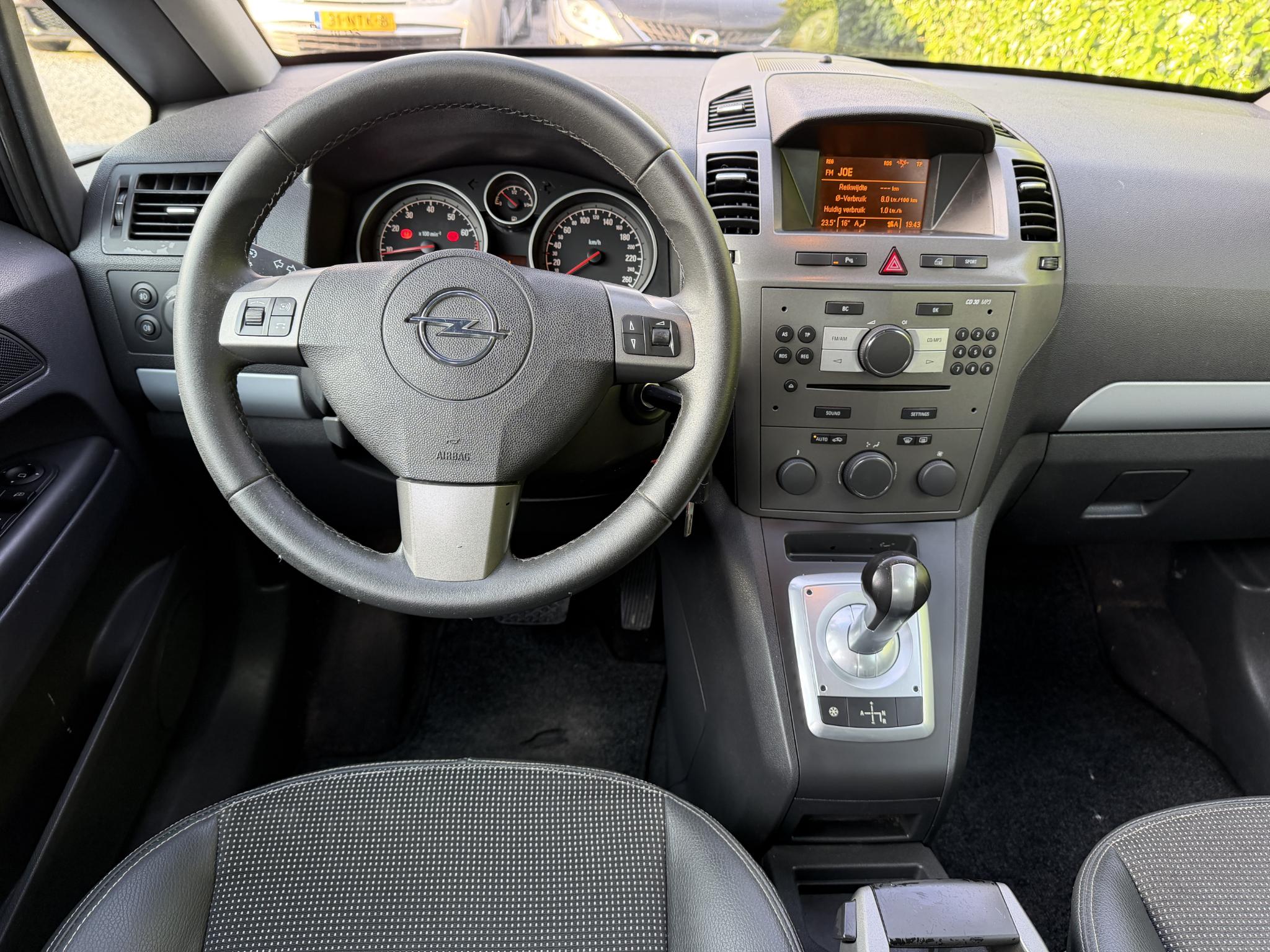 Foto van Opel Zafira