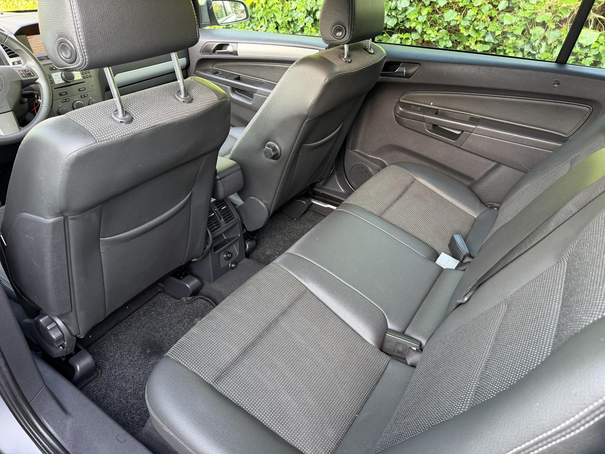 Foto van Opel Zafira