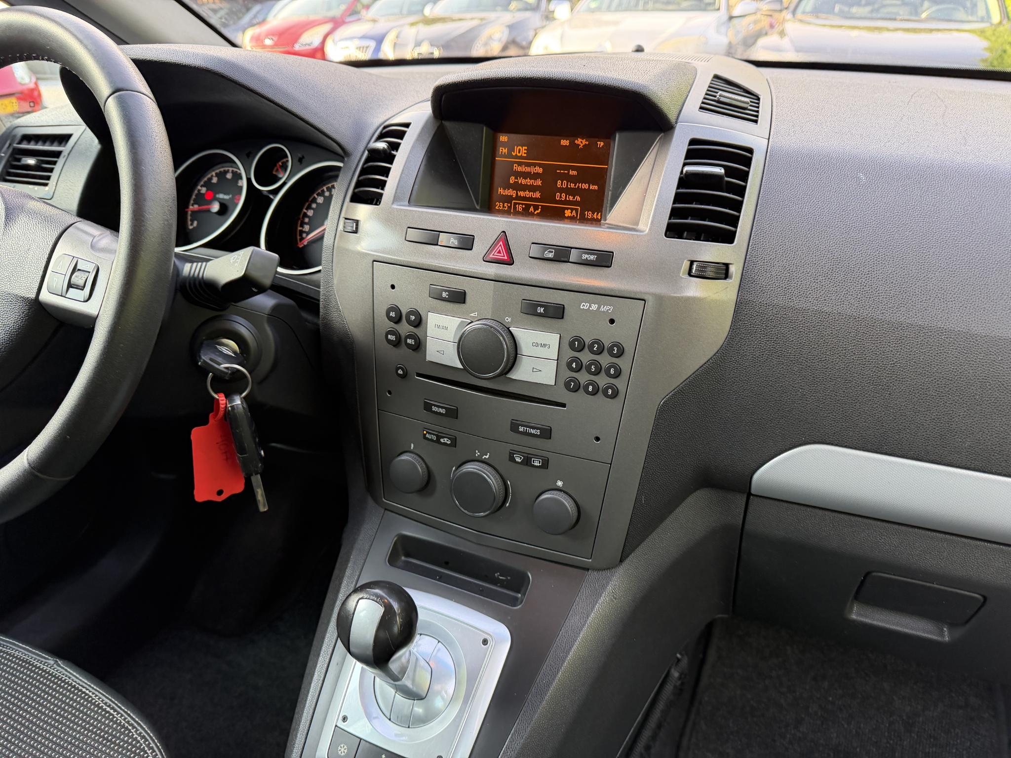 Foto van Opel Zafira