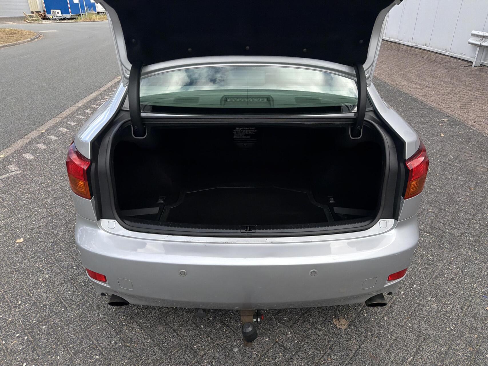 Foto van Lexus Lexus Is250