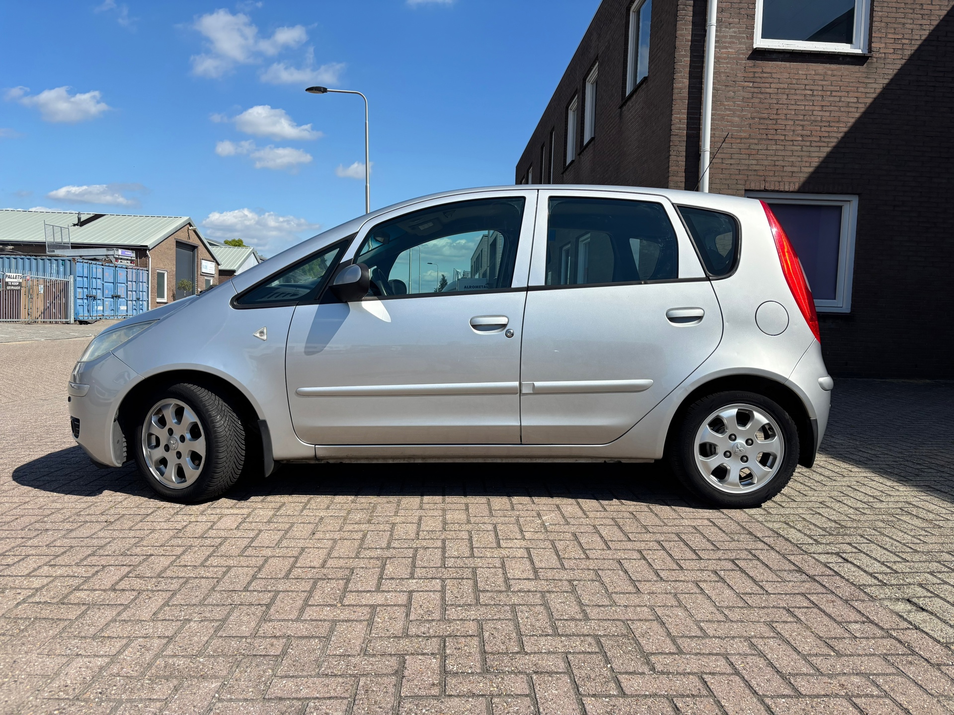 Foto van Mitsubishi Mitsubishi Colt