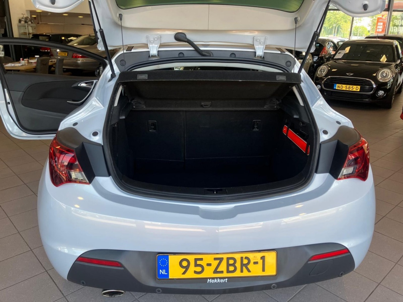 Foto van Opel Astra GTC