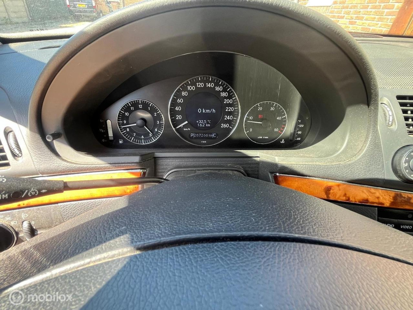 Foto van Mercedes-Benz E 200 CDI