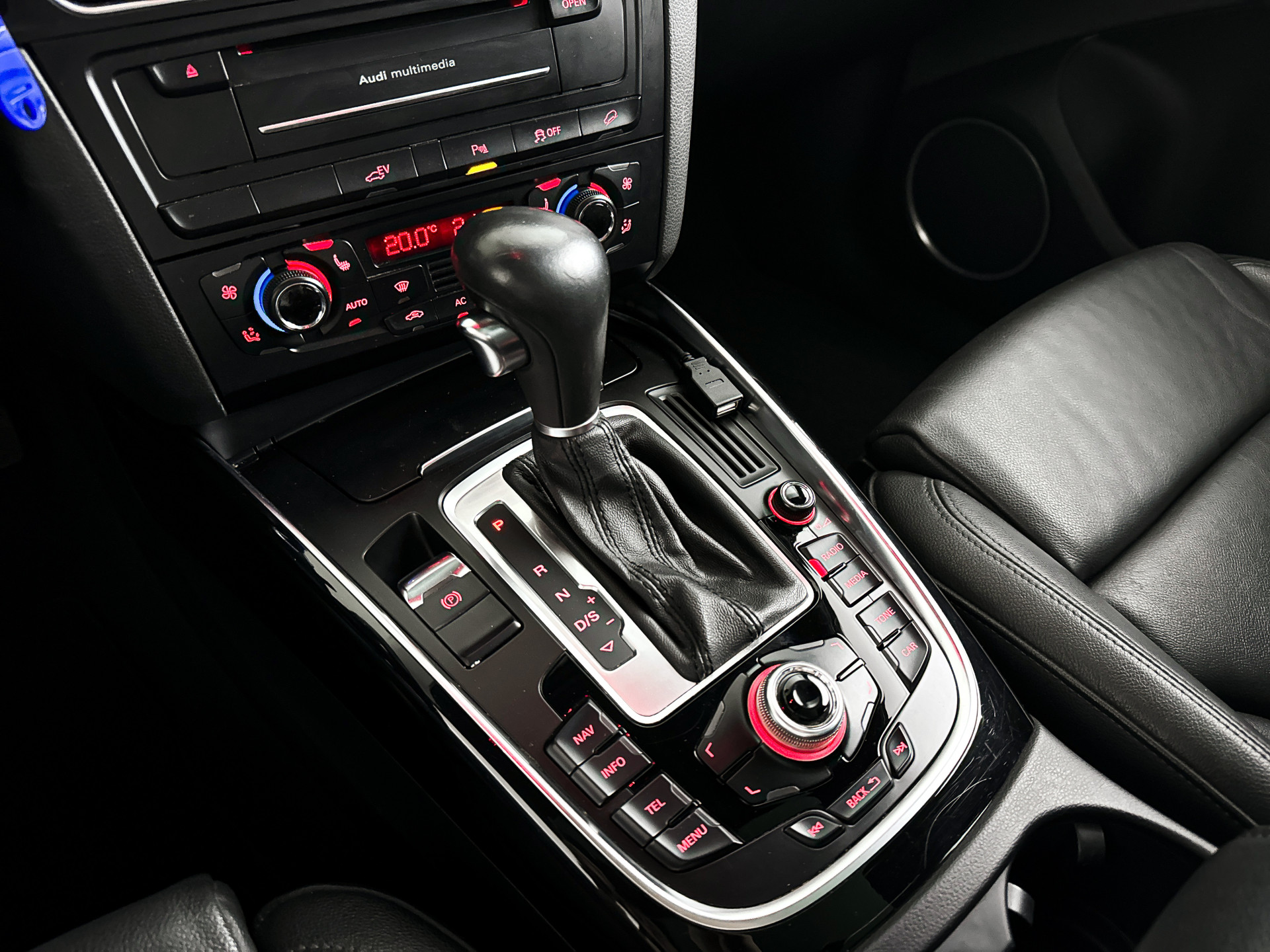 Foto van Audi Audi Q5 Hybrid