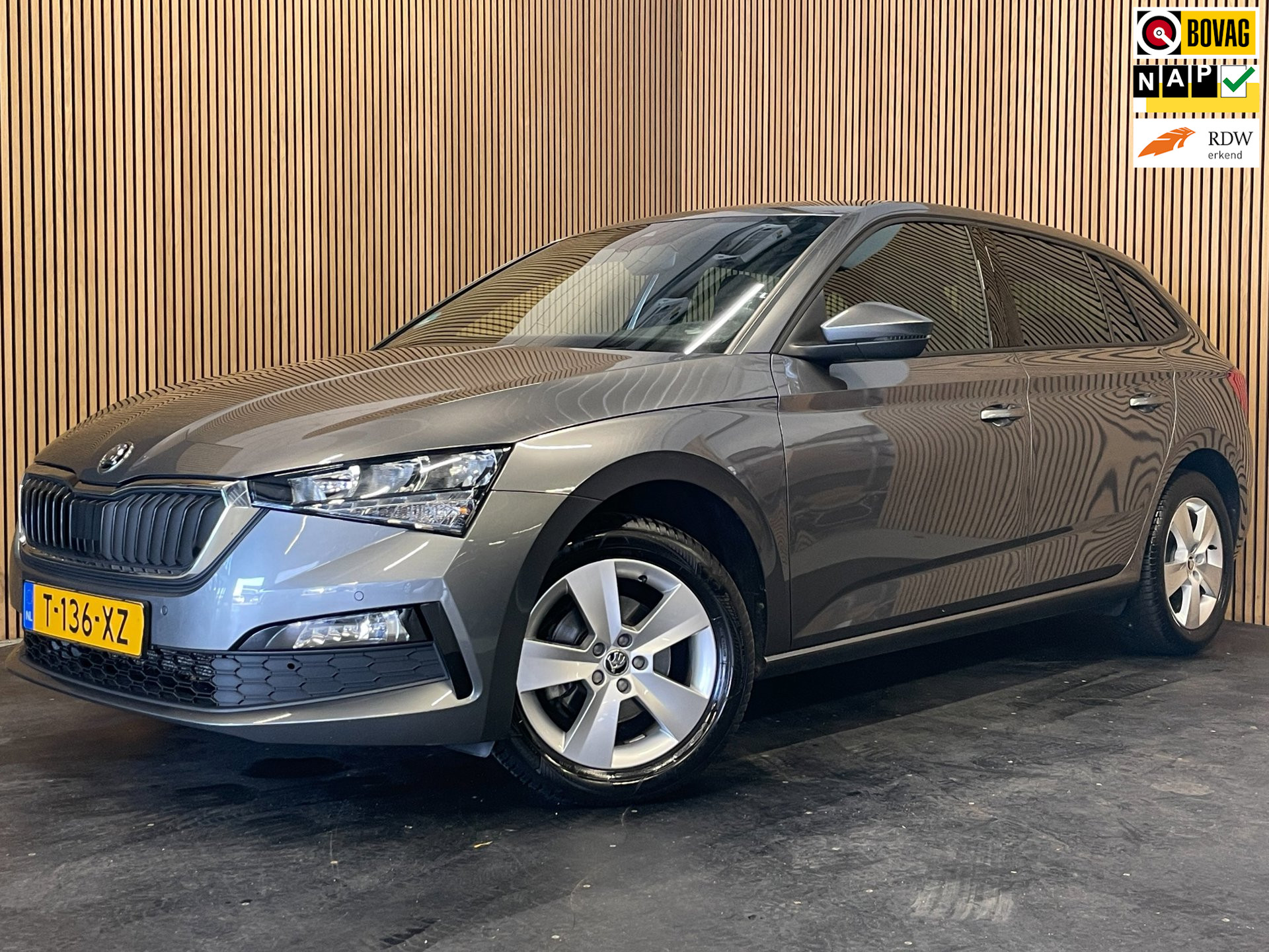Skoda Scala 1.0 TSI Sport Business 2023 - voorkant