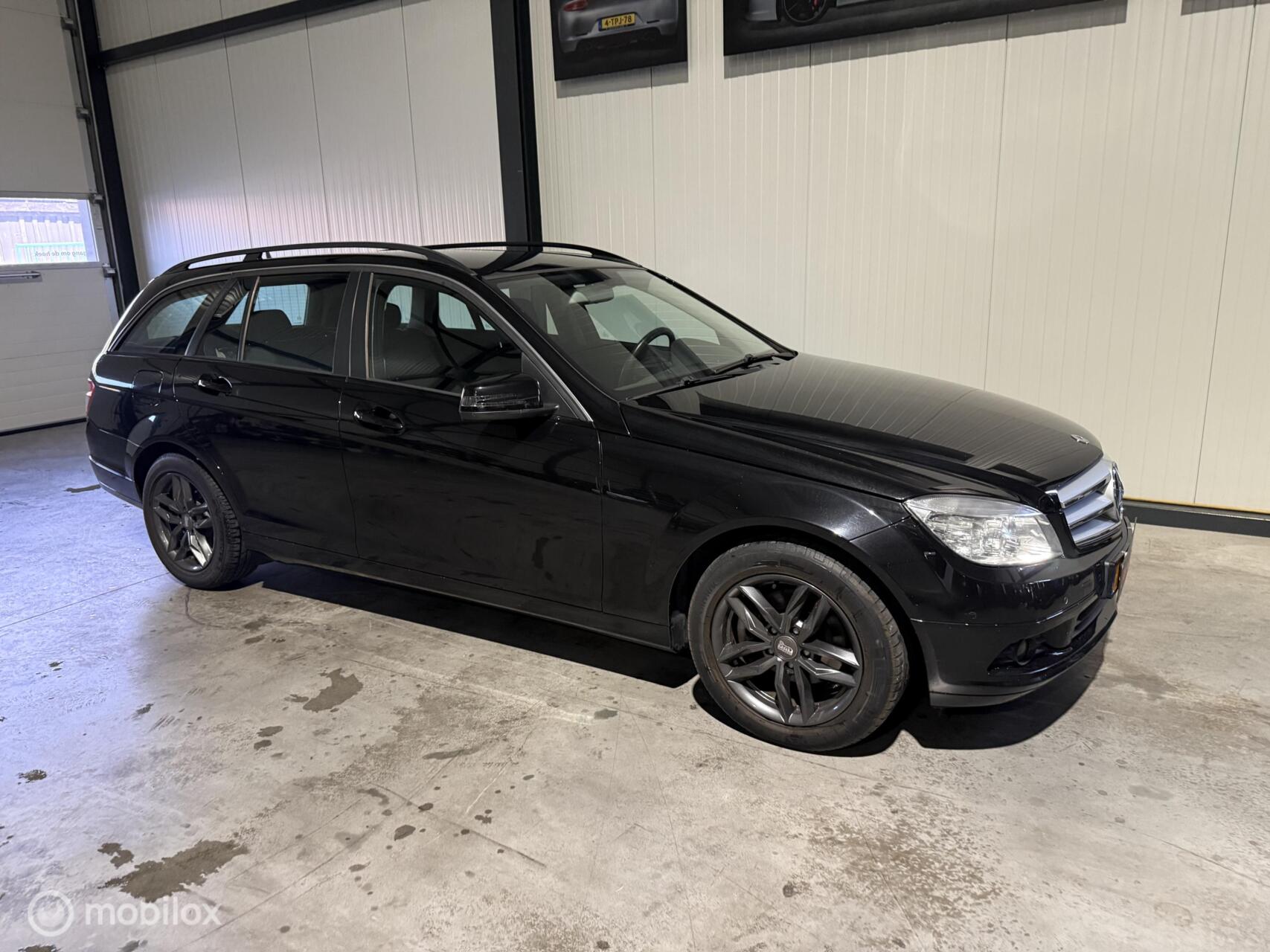 Foto van Mercedes-Benz C 180 Kompressor
