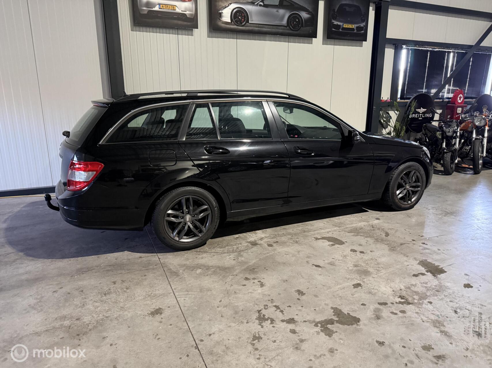 Foto van Mercedes-Benz C 180 Kompressor