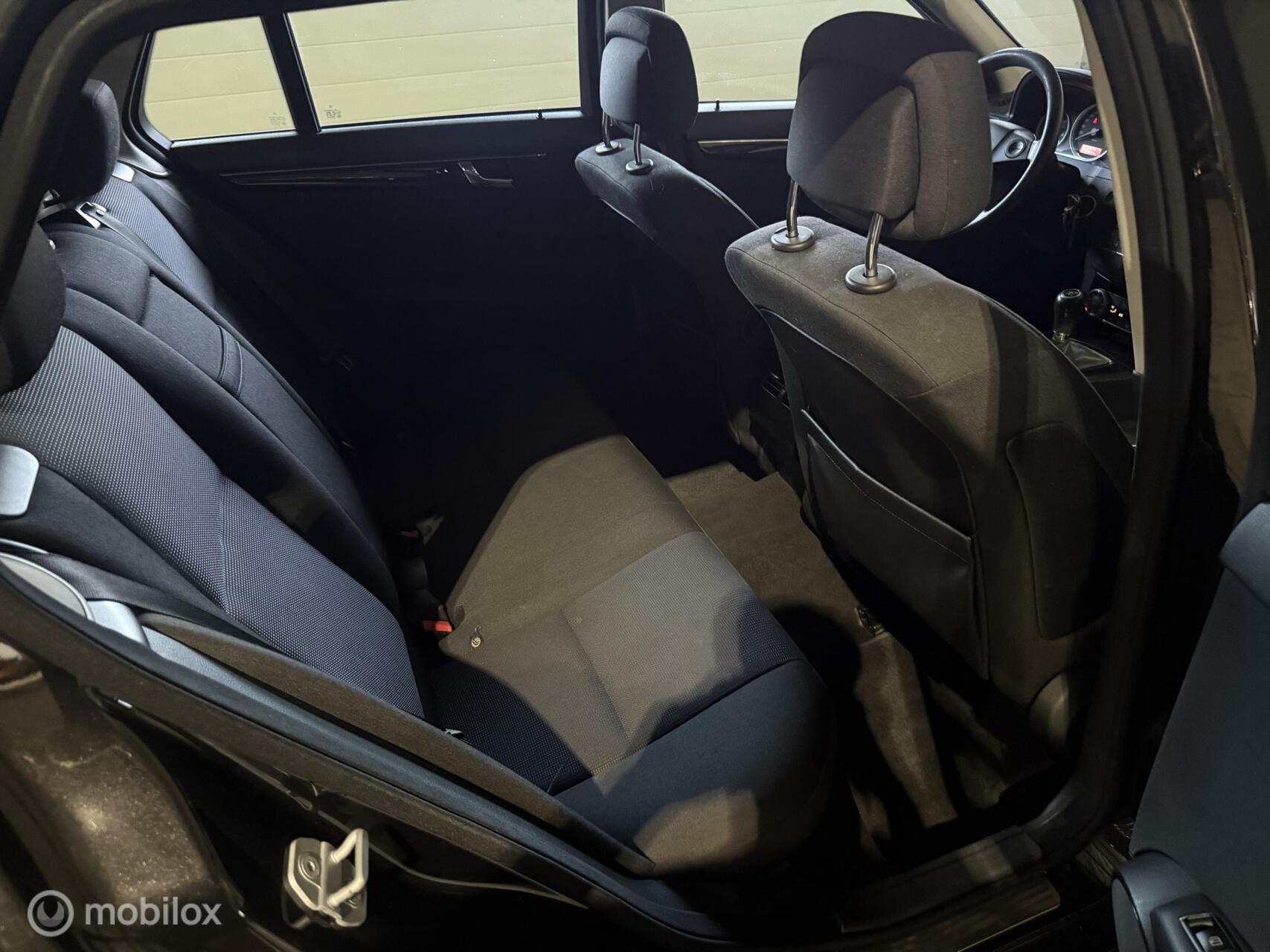 Foto van Mercedes-Benz C 180 Kompressor