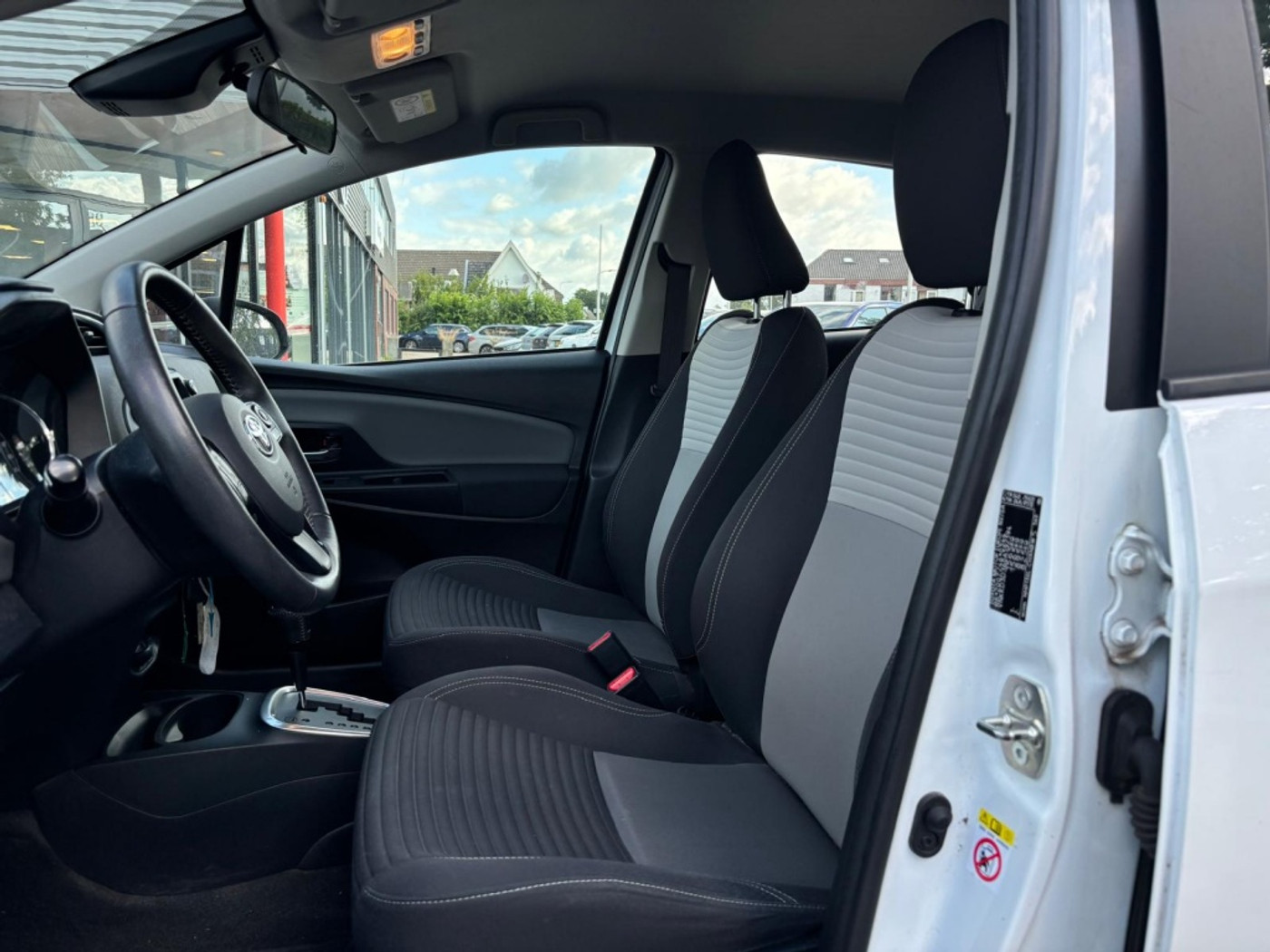 Foto van Toyota Toyota Yaris Hybrid
