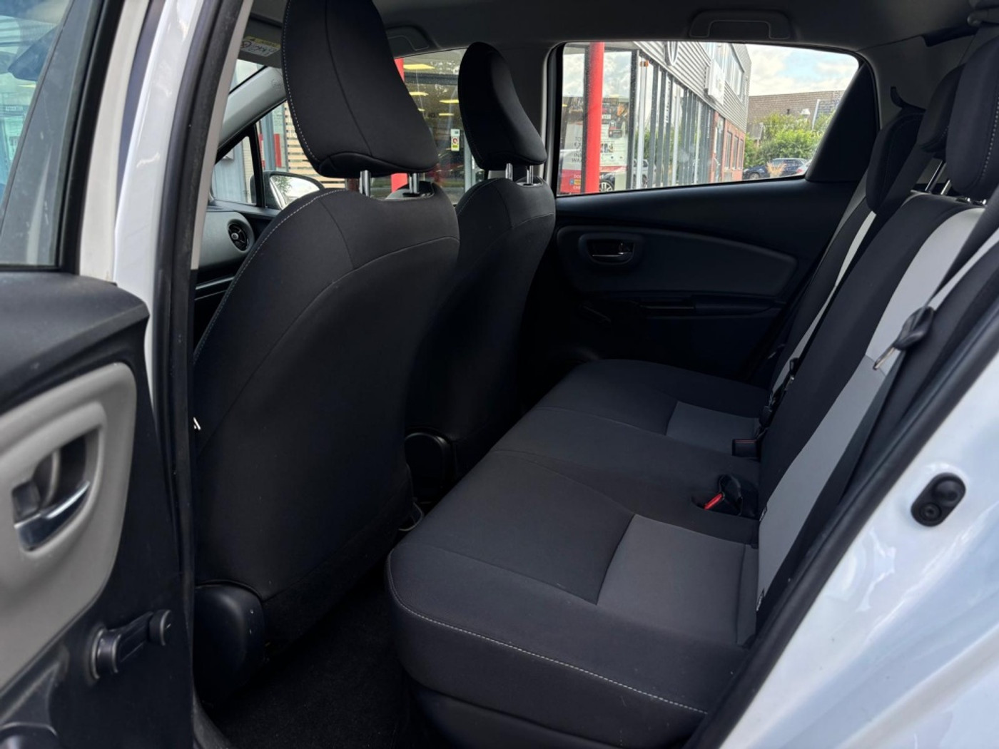 Foto van Toyota Toyota Yaris Hybrid